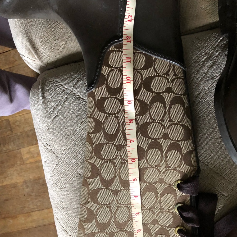 Brown Patterned Boots